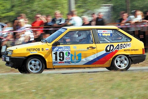 Виталий Петров
